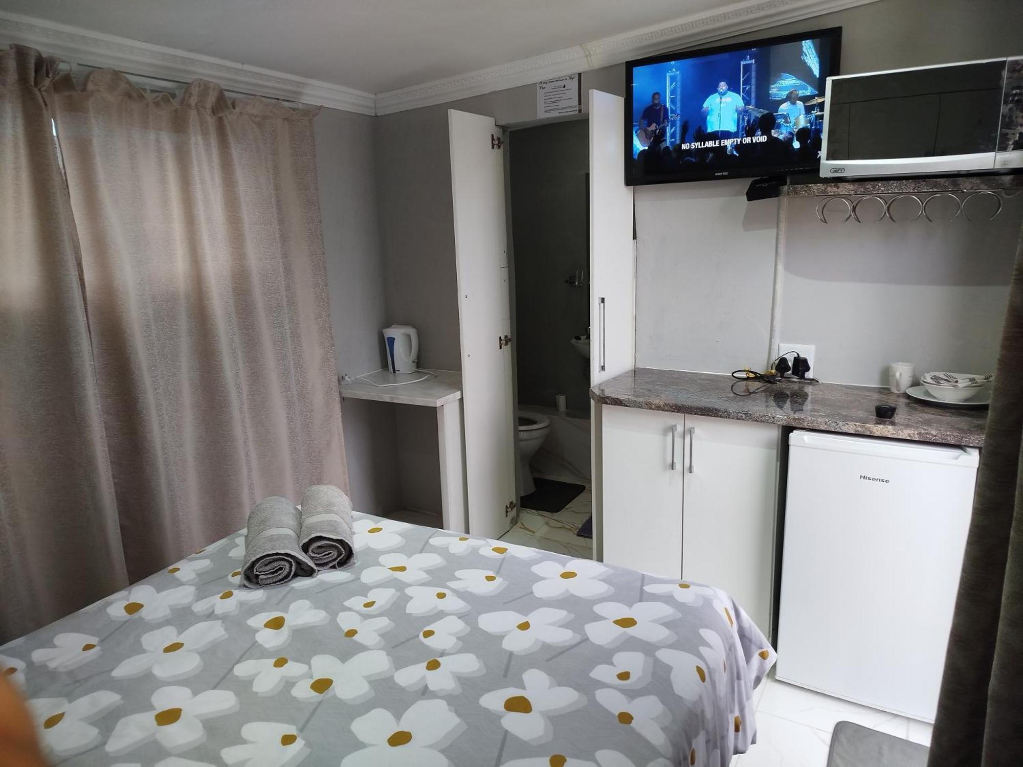 High View Accommodation East London Esterno foto