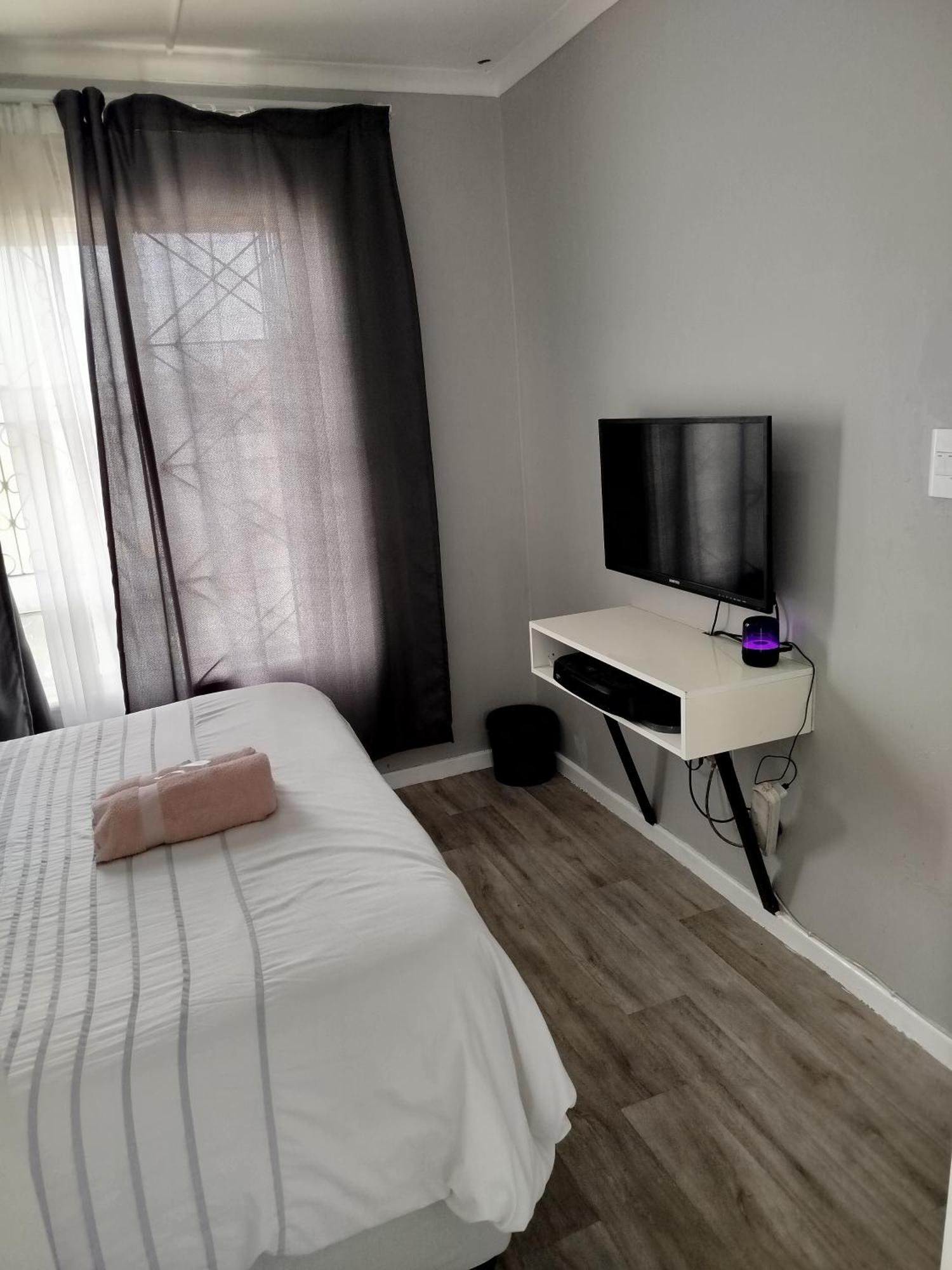 High View Accommodation East London Esterno foto